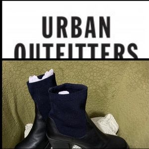 Urban Outfitters black  ankle Boots Size 7  c